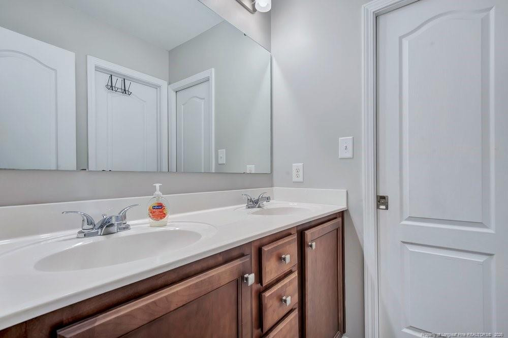 16 Burr Oak Circle Property Photo 17