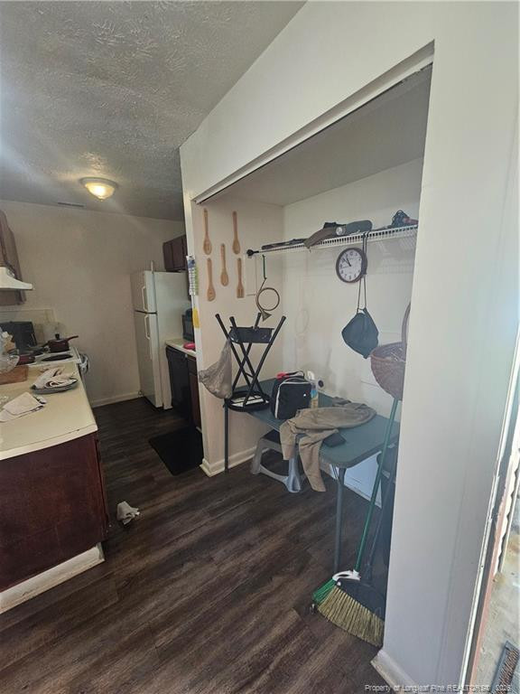 1128 Southwood Drive 2 Property Photo 3