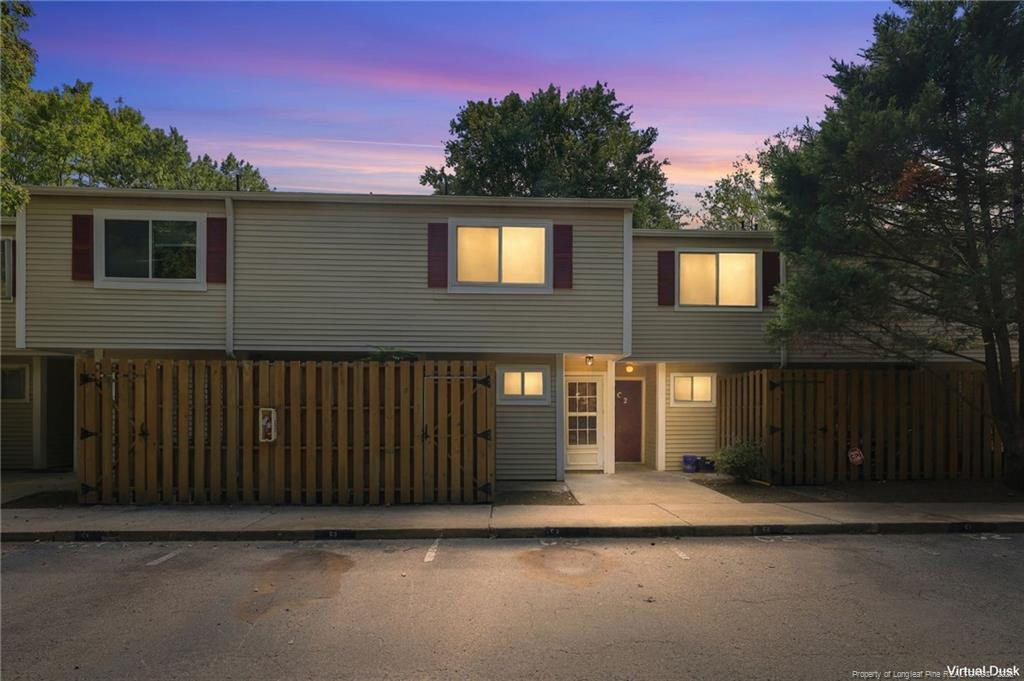 220 Elizabeth Street C3 Property Photo 1