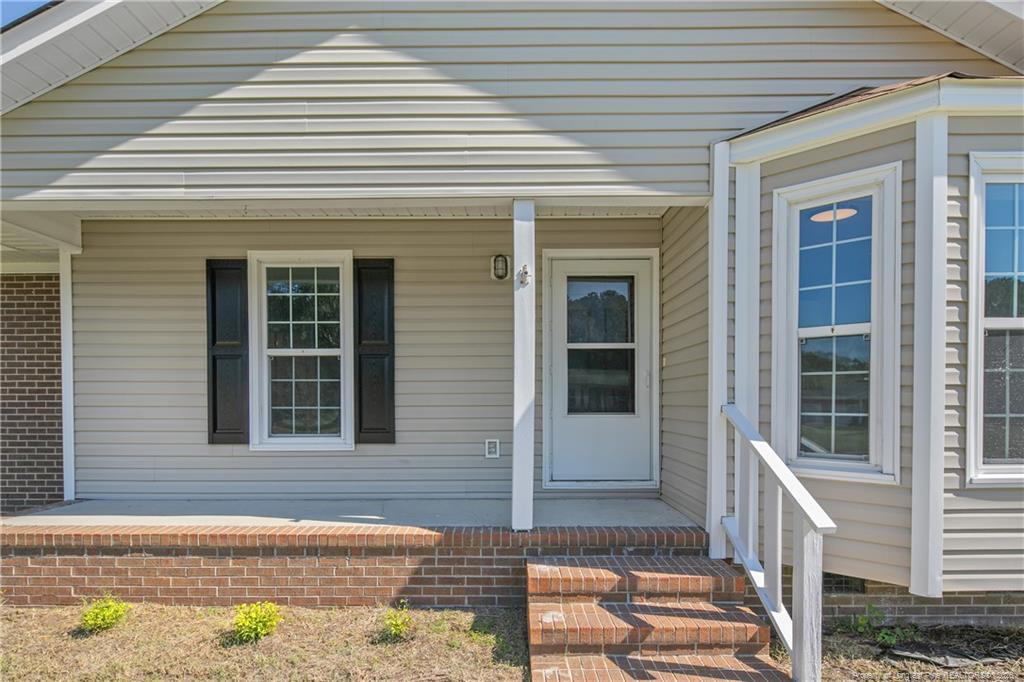 8463 Brightleaf Drive Property Photo 4