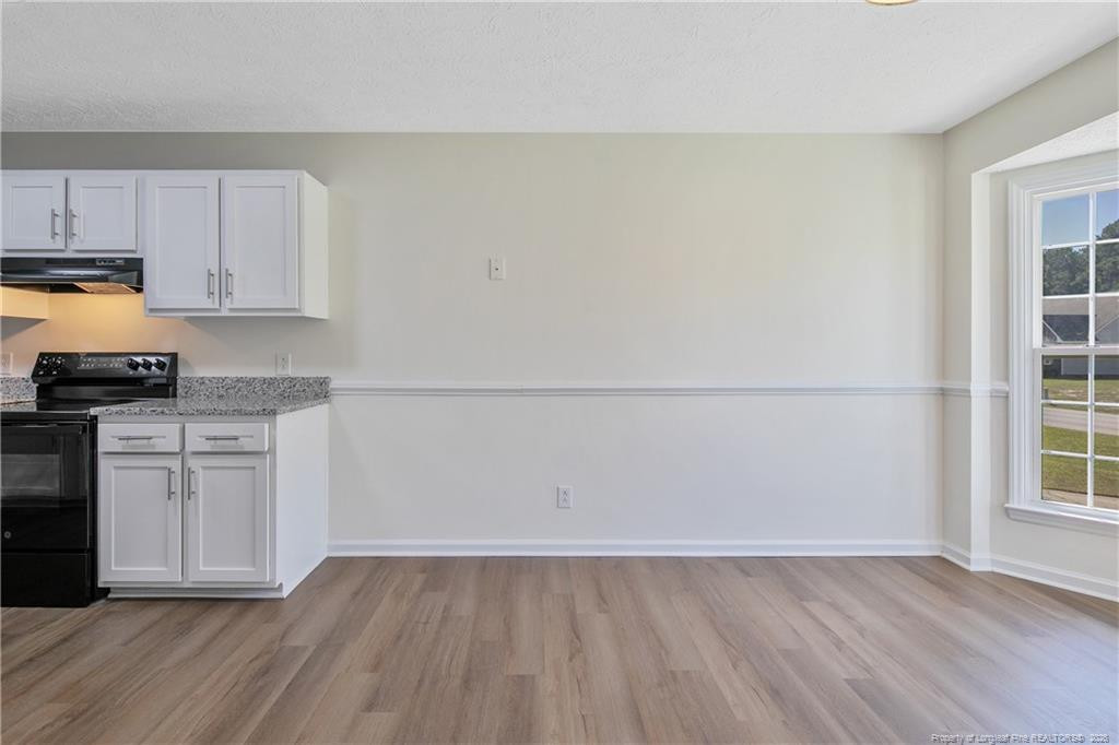 8463 Brightleaf Drive Property Photo 11