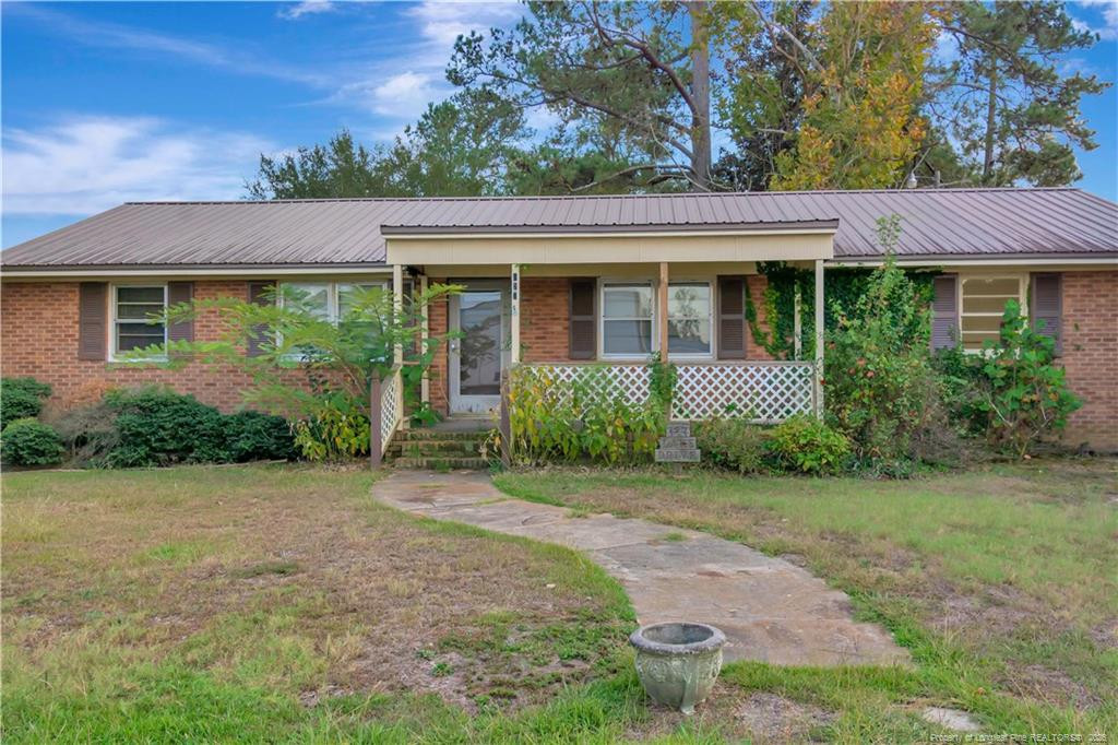 127 Lake Drive Property Photo 3