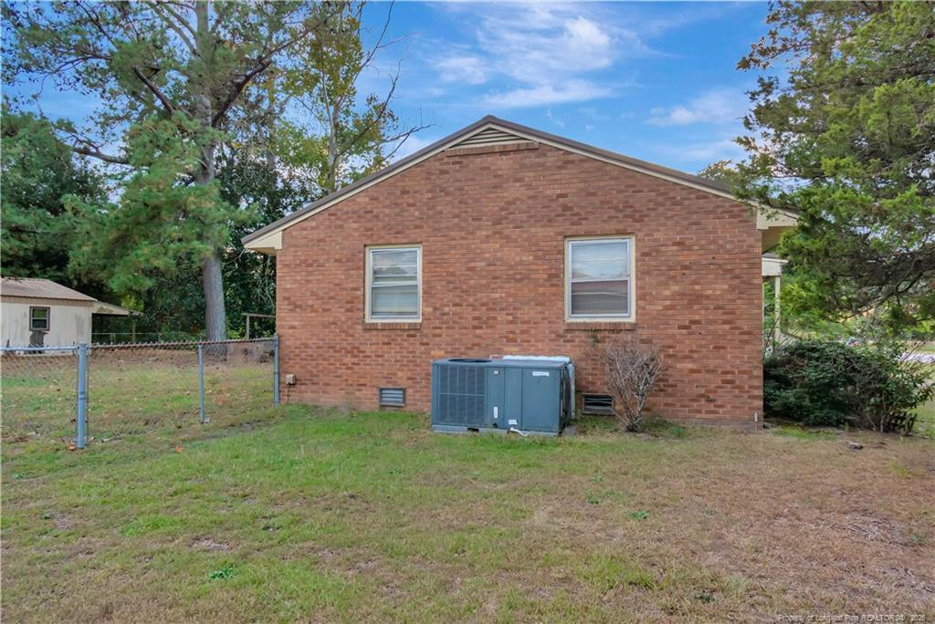 127 Lake Drive Property Photo 17