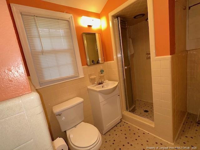 6608 Nc Highway 53 W Property Photo 19