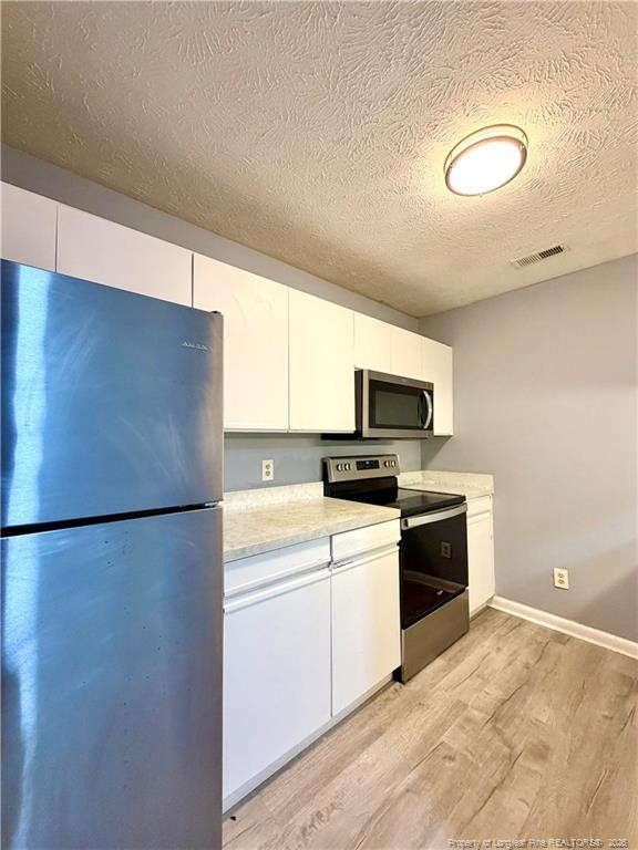 672 Bartons Landing Place 1 Property Photo 5