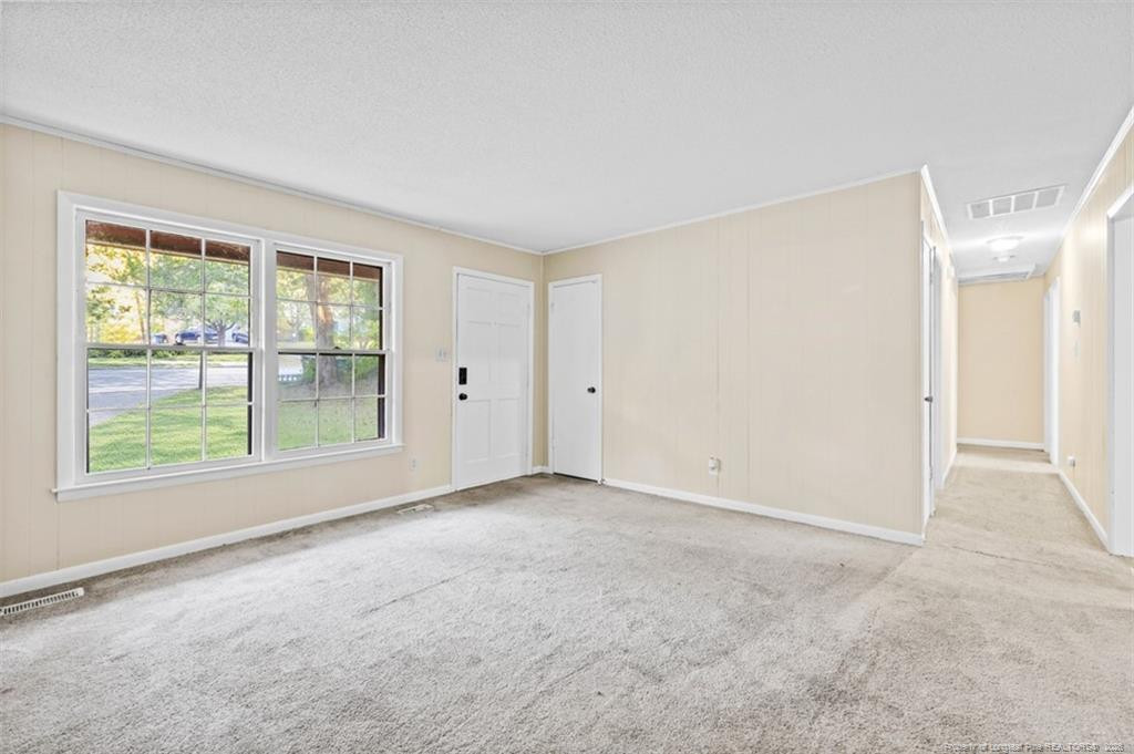 6213 Sabine Drive Property Photo 4