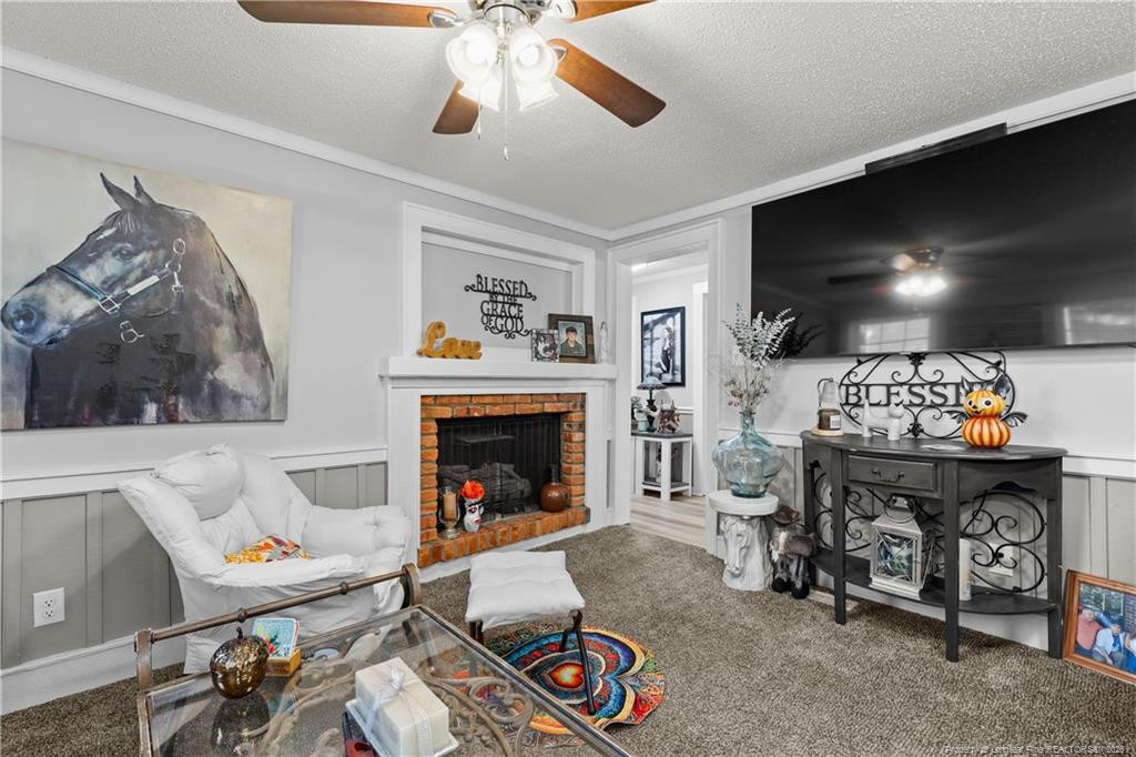 105 E I Street Property Photo 3