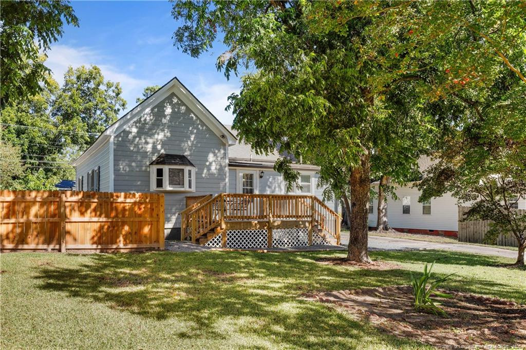 105 E I Street Property Photo 26