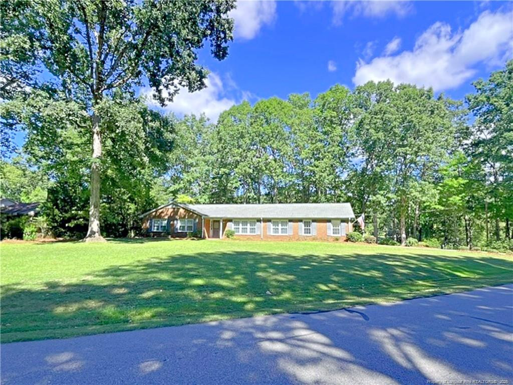 1904 Lord Ashley Drive Property Photo 3