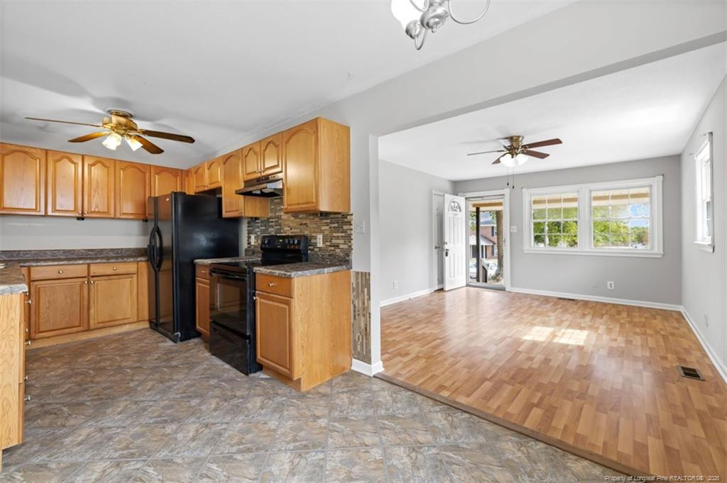 1084 Rulnick Street Property Photo 7