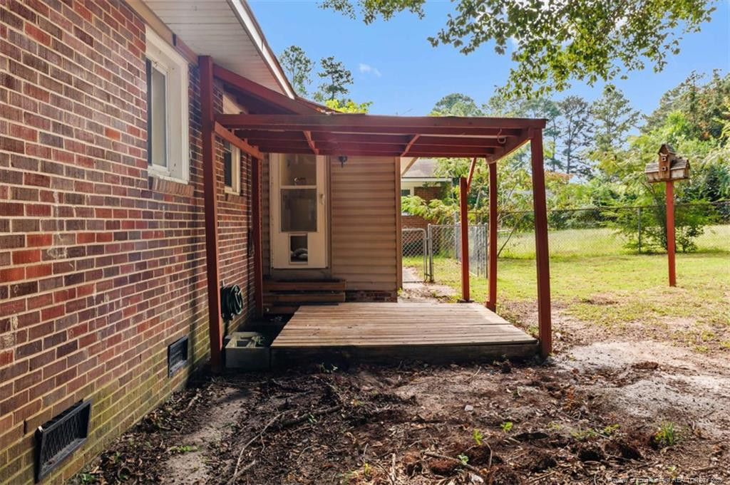 1084 Rulnick Street Property Photo 20