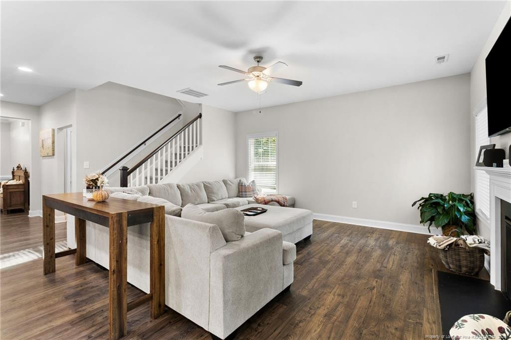 101 Carousel Street Property Photo 19