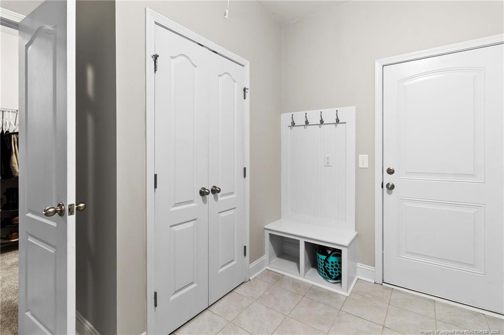 101 Carousel Street Property Photo 31