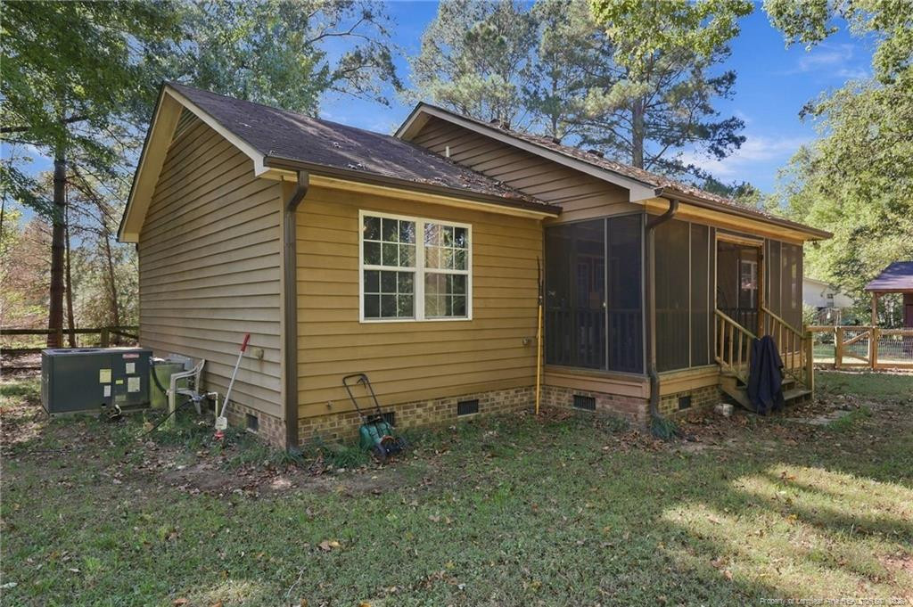 5885 Saint Patricks Drive Property Photo 8