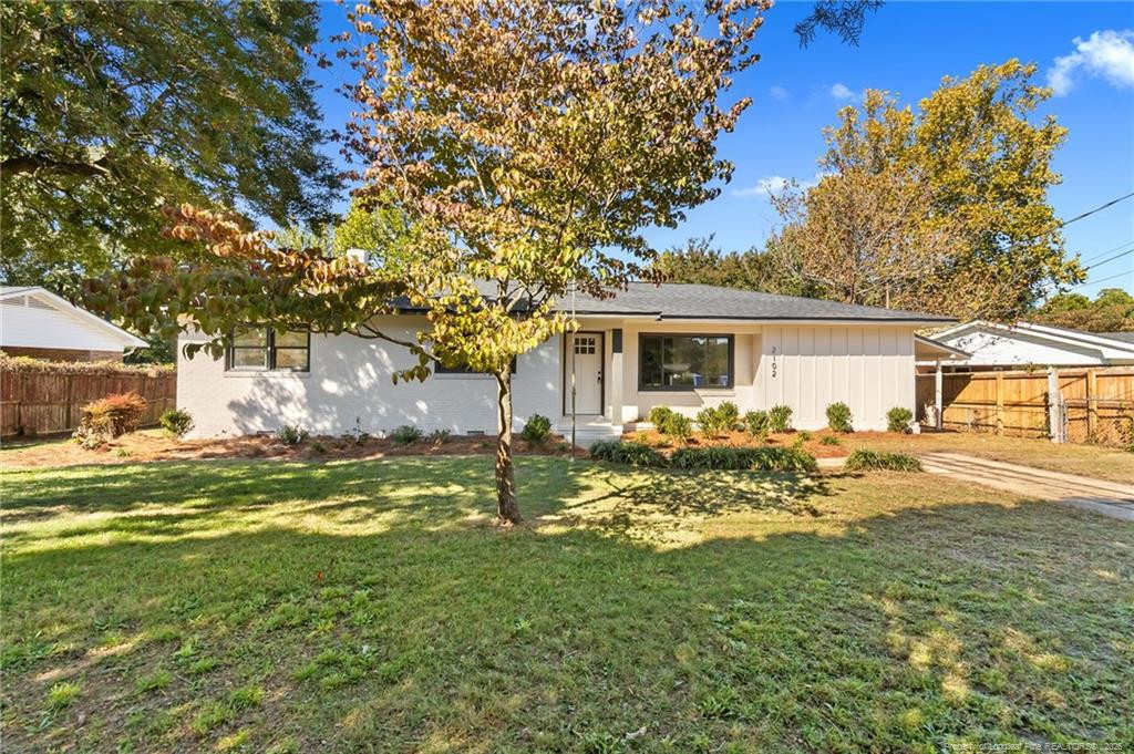 2102 Biltmore Drive Property Photo 1