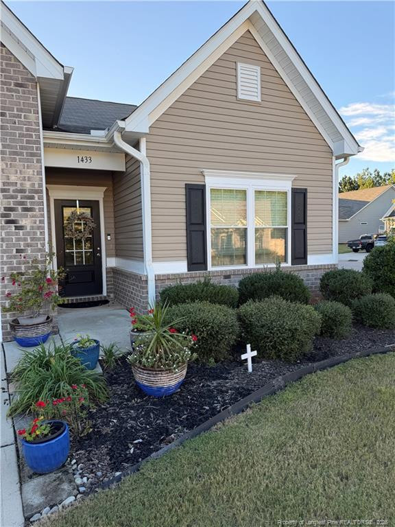 1433 Abercorn Lane Property Photo 4