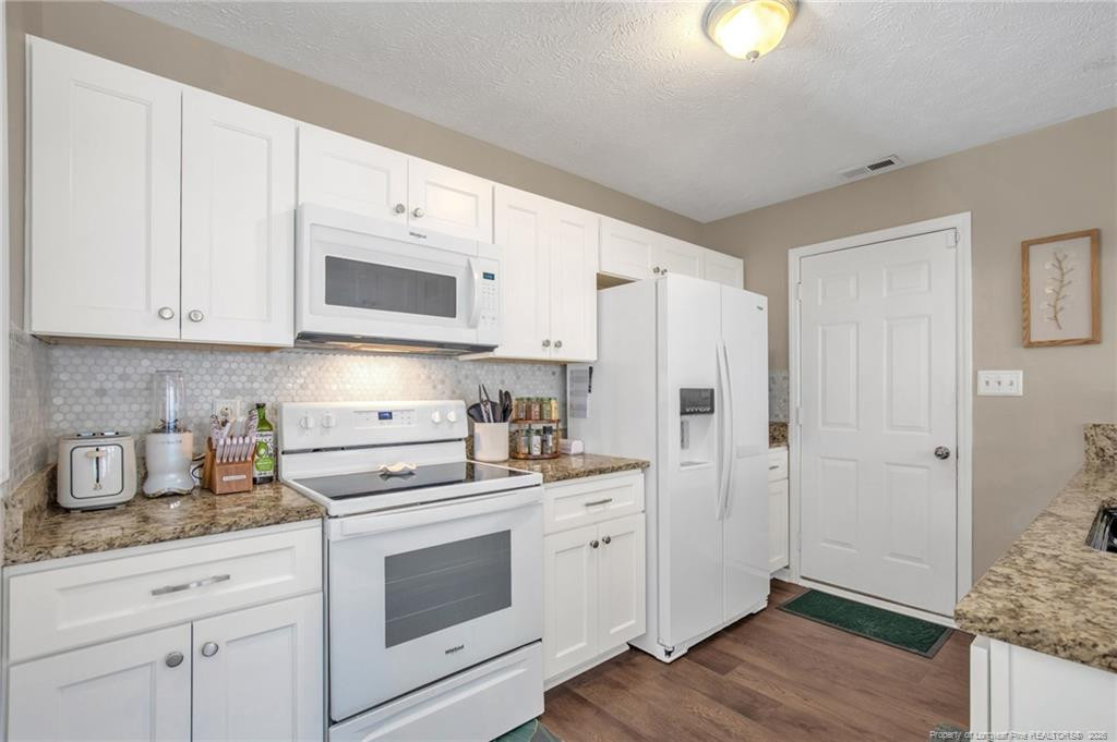 355 Northwoods Drive Property Photo 6