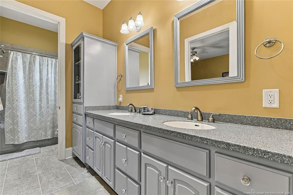 3 The Pointe Property Photo 33