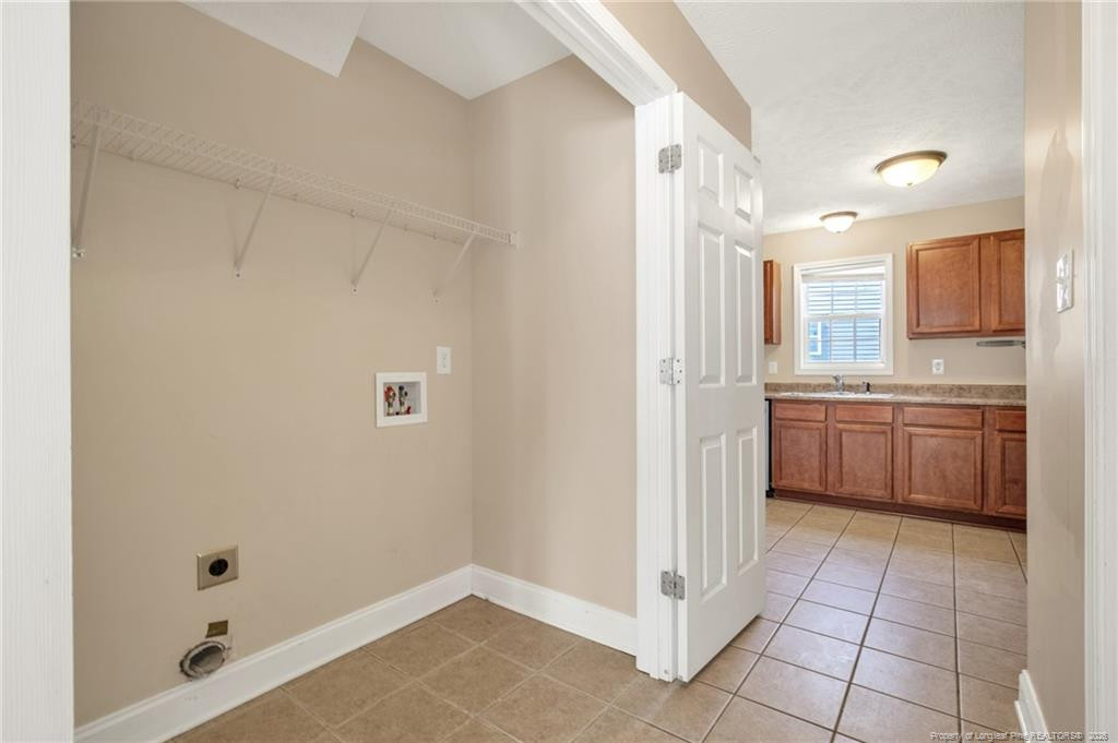 1631 Silver Ridge Court Property Photo 11