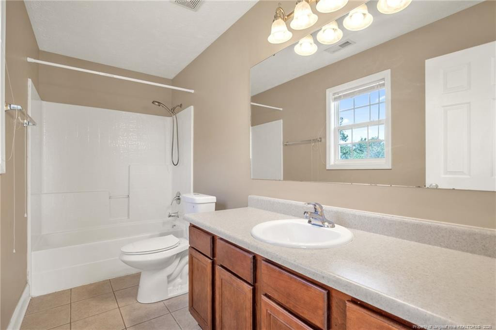 1631 Silver Ridge Court Property Photo 18