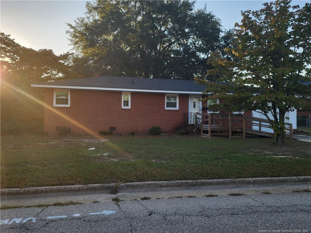 2005 Camden Road Property Photo 2