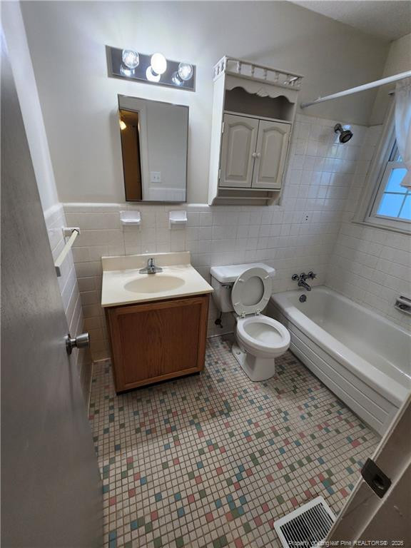 2005 Camden Road Property Photo 6