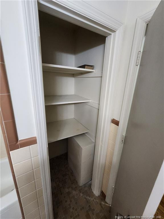 2005 Camden Road Property Photo 8