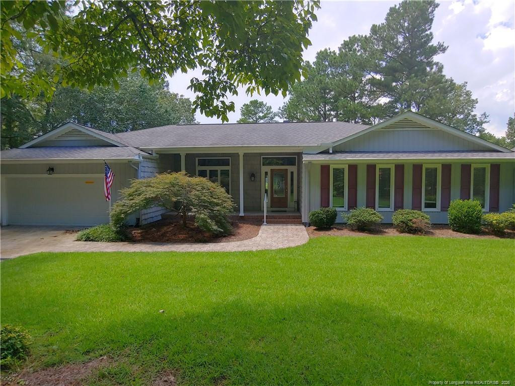 688 Azalea Drive Property Photo 1
