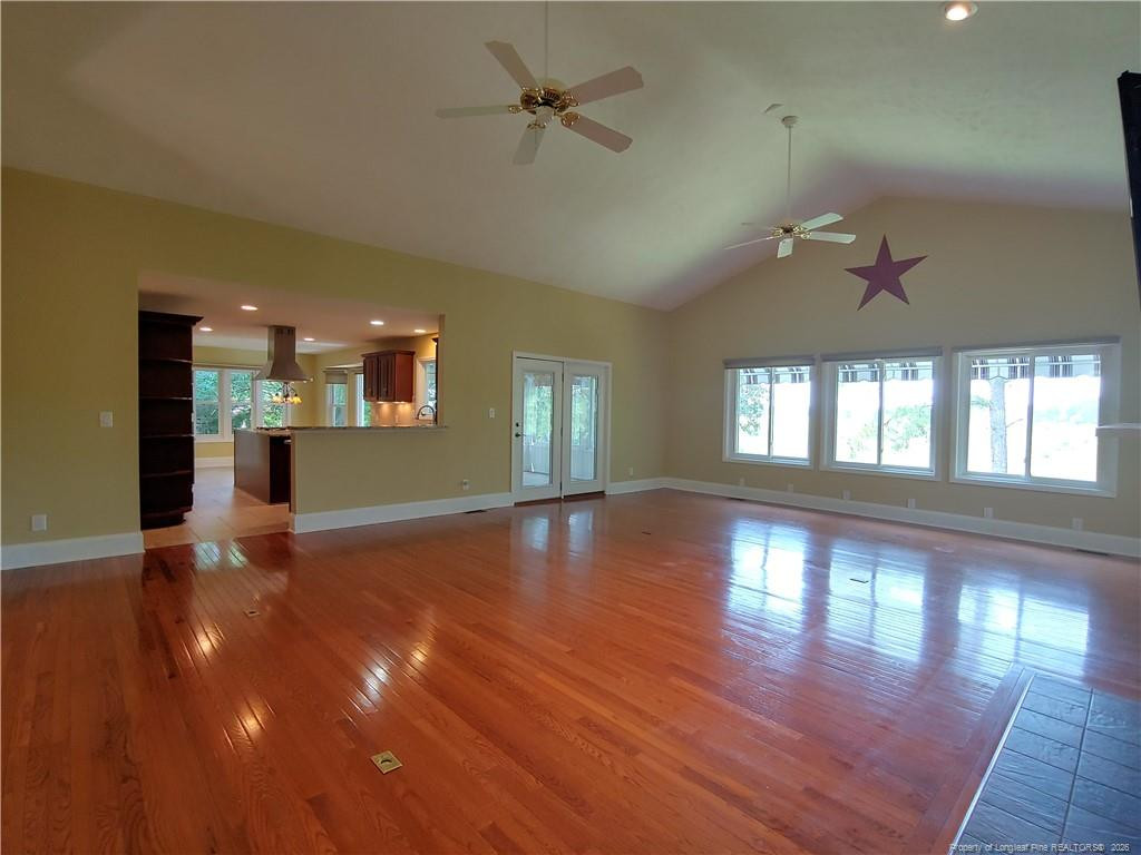 688 Azalea Drive Property Photo 4