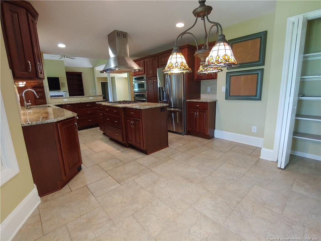 688 Azalea Drive Property Photo 11