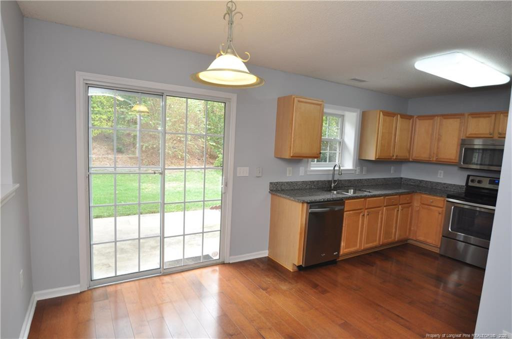 806 Brickstone Drive Property Photo 11