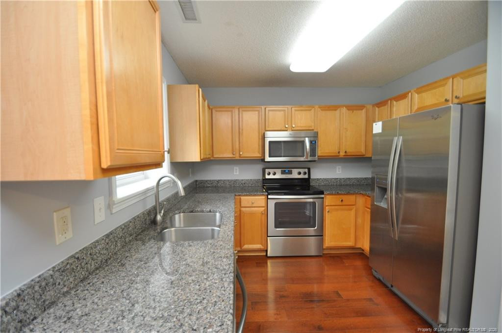 806 Brickstone Drive Property Photo 14