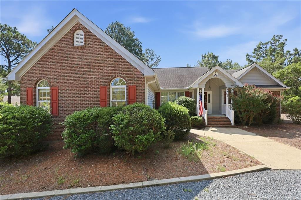 137 Winsford Circle Property Photo 1