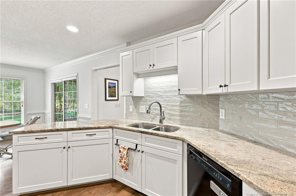 137 Winsford Circle Property Photo 2