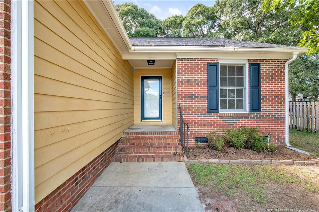 2918 Coachway Drive Property Photo 4