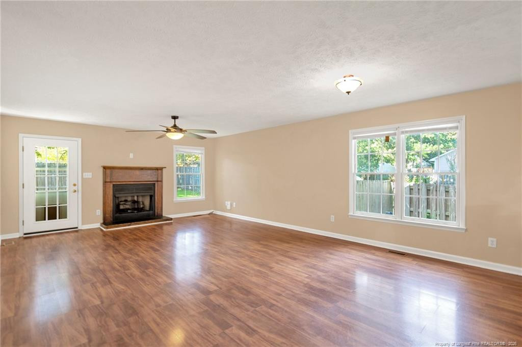 2918 Coachway Drive Property Photo 6
