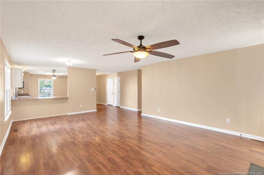 2918 Coachway Drive Property Photo 8