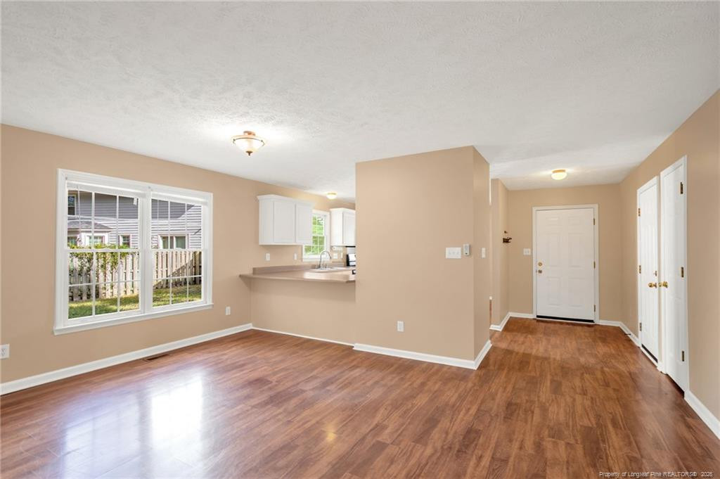 2918 Coachway Drive Property Photo 10
