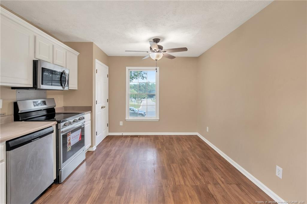 2918 Coachway Drive Property Photo 15