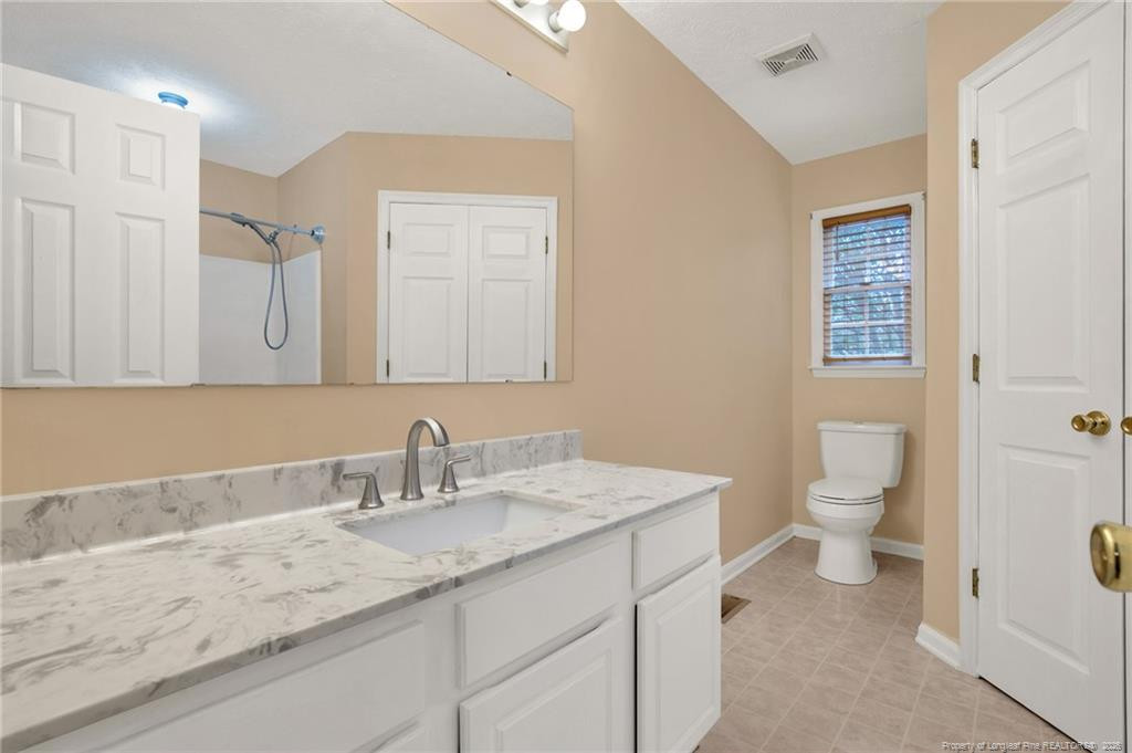 2918 Coachway Drive Property Photo 18