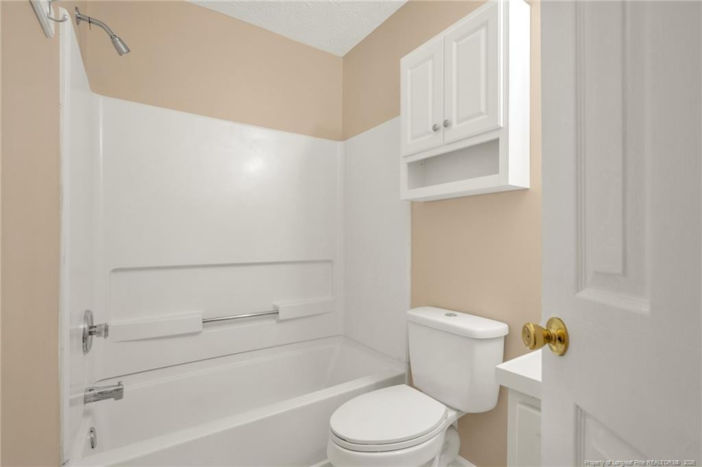 2918 Coachway Drive Property Photo 25