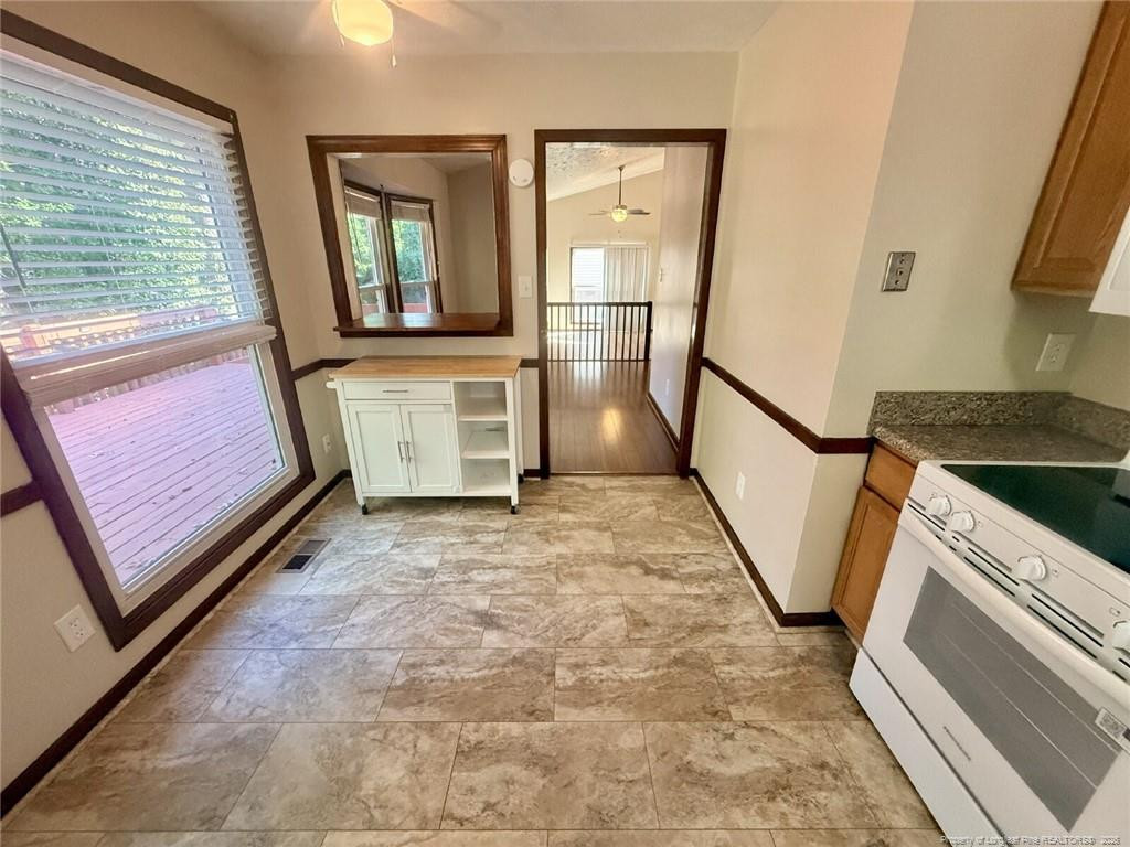 4436 Briton Circle Property Photo 7