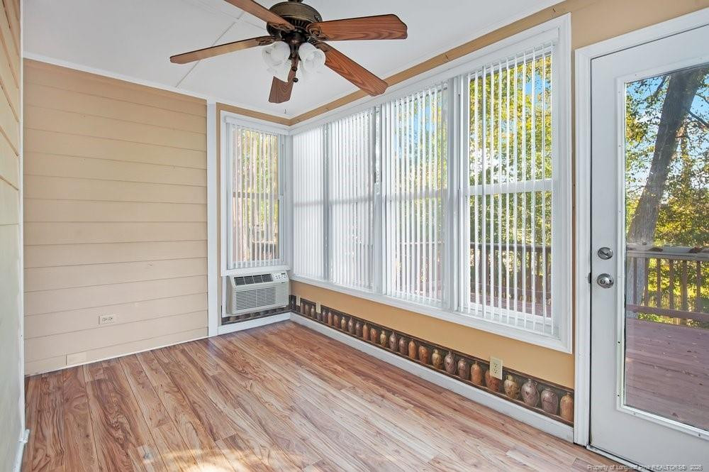 1527 Dixon Drive Property Photo 20