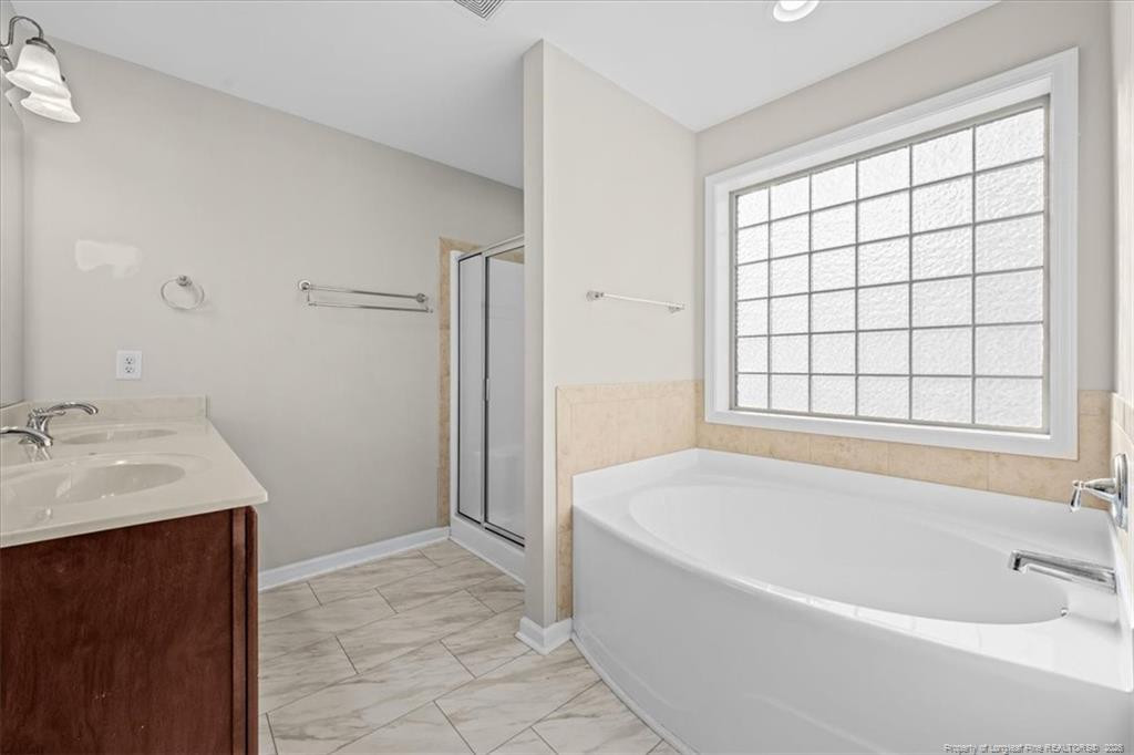 515 New Castle Lane Property Photo 8