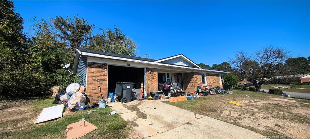902 Emory Court Property Photo 3