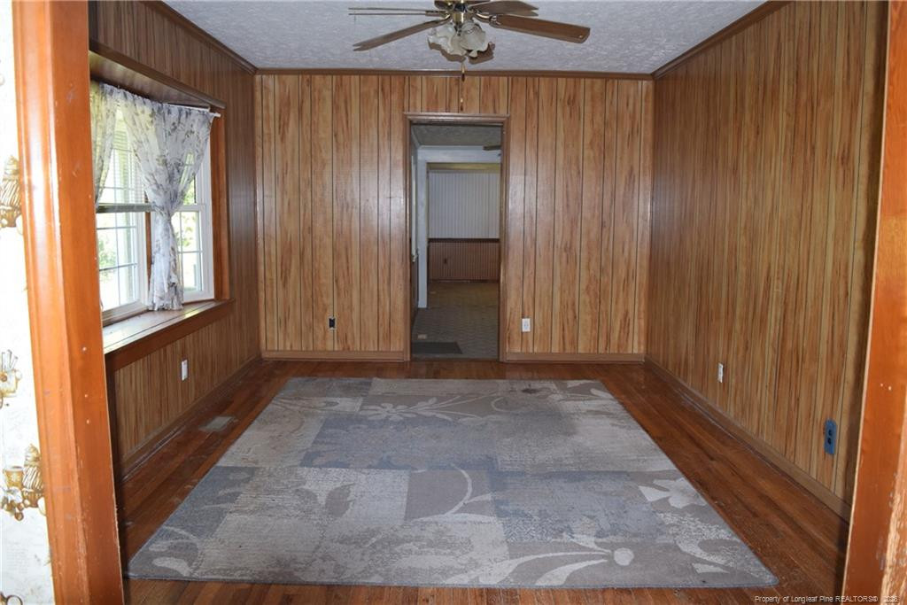 607 Hicks Avenue Property Photo 17