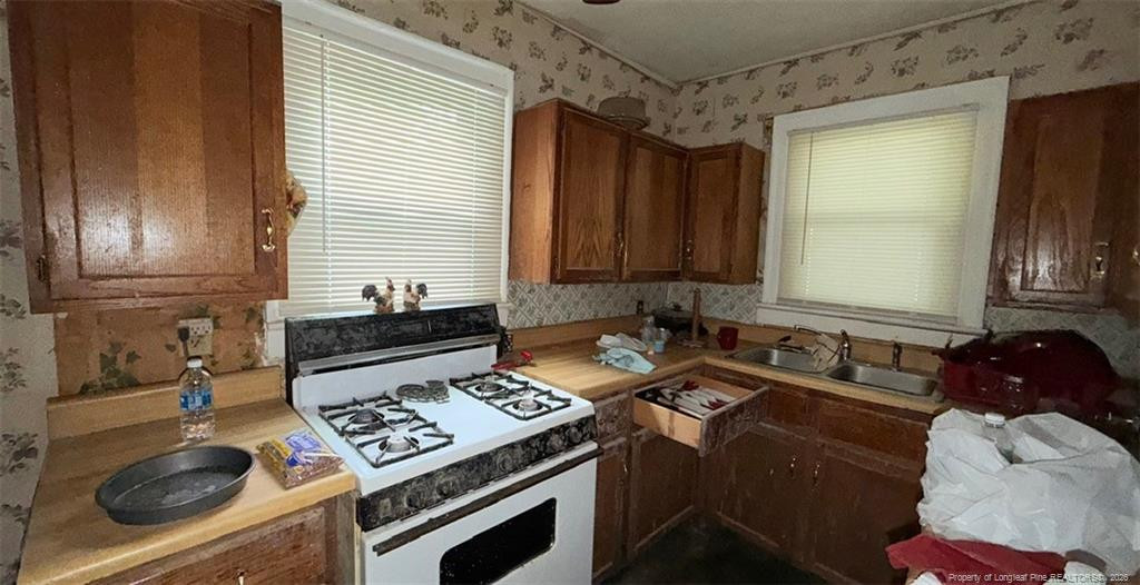 229 S Windsor Drive Property Photo 13