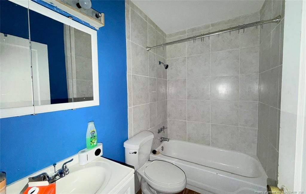 229 S Windsor Drive Property Photo 16