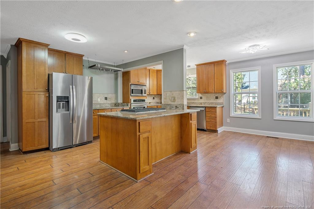 735 Captain Harbor Property Photo 11