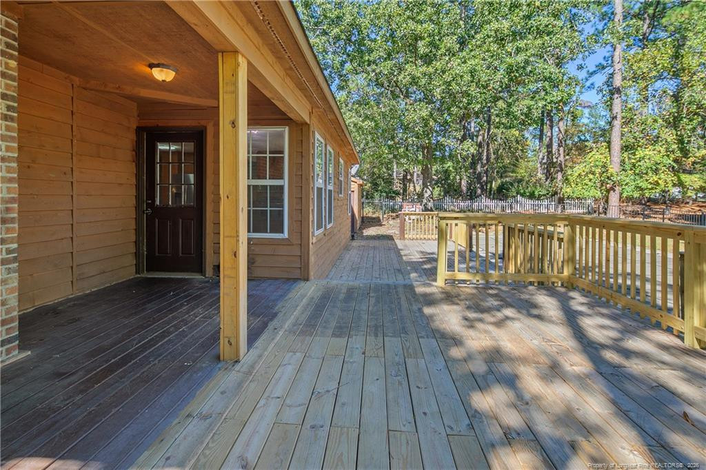 735 Captain Harbor Property Photo 44